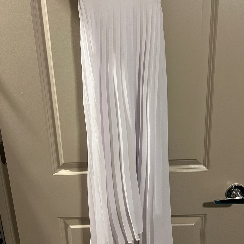 Elegant White Pleated Maxi Dress